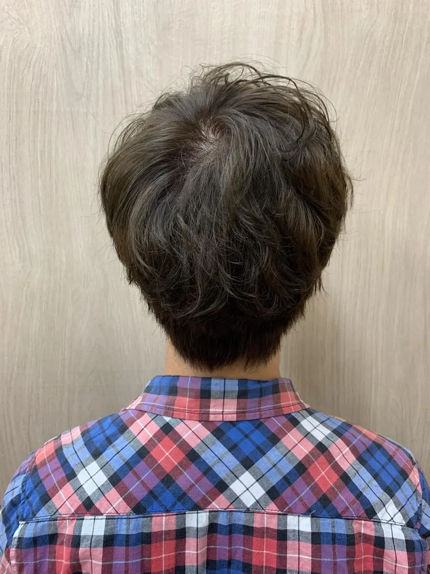 ショート アッシュ アッシュグレー 🫧透明感カラー🫧 美髪矯正🫧チサトのヘアスタイル