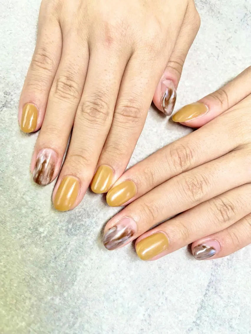 ネイル 黄色 FASTNAIL PLUS 新宿店のネイルデザイン