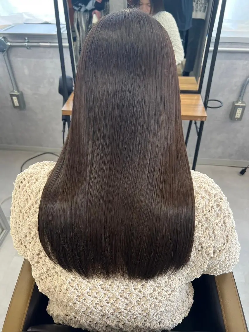 セミロング カラー パーマ ヘアアレンジ セミロングパーマ アディクシーカラー ベージュカラー ケアカラー 透明感カラー ヘアカラー トリートメント ヘアケア特化型サロン newi 梅田のヘアスタイル