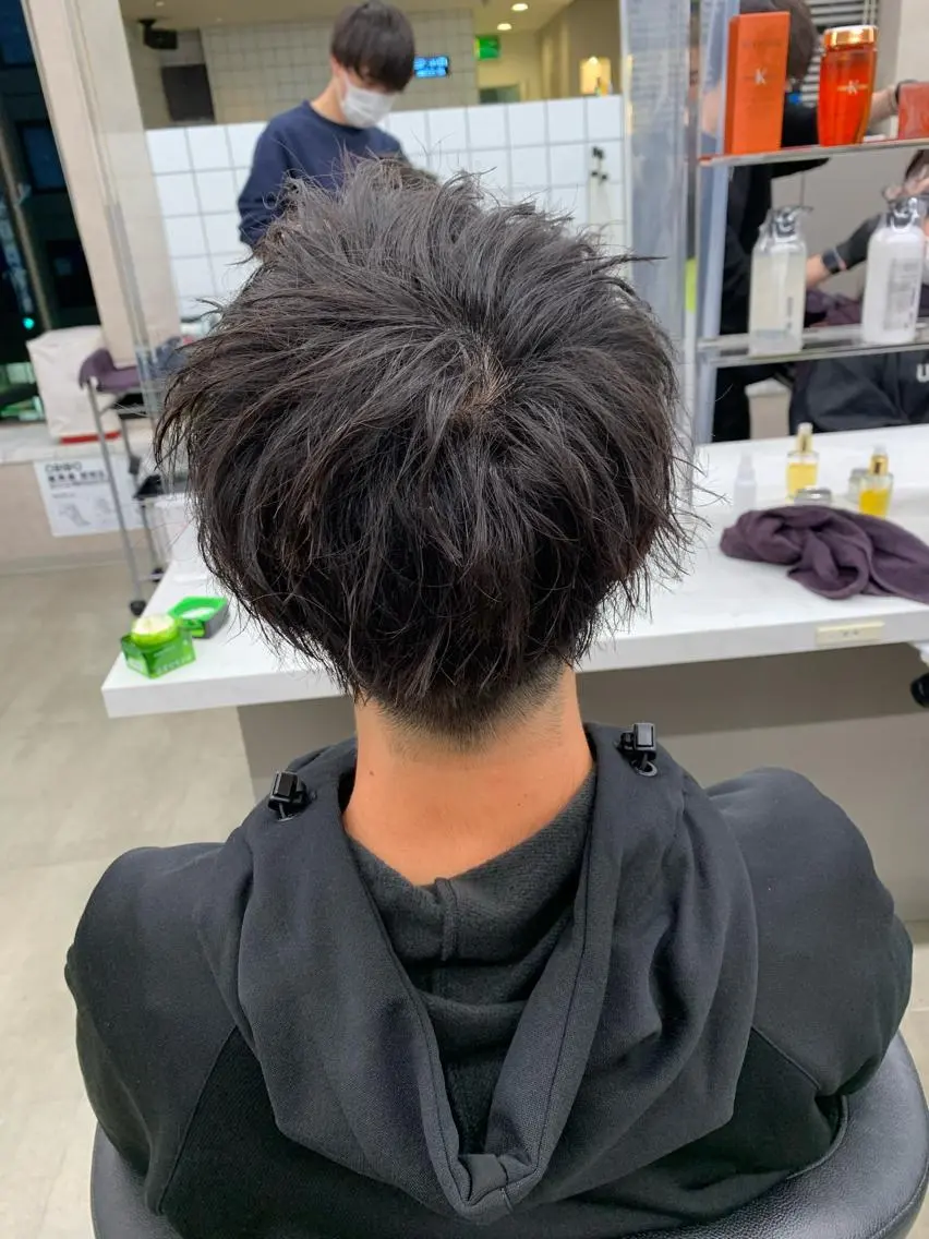ショート カラー パーマ メンズ メンズパーマ特化 TAIGAのヘアスタイル