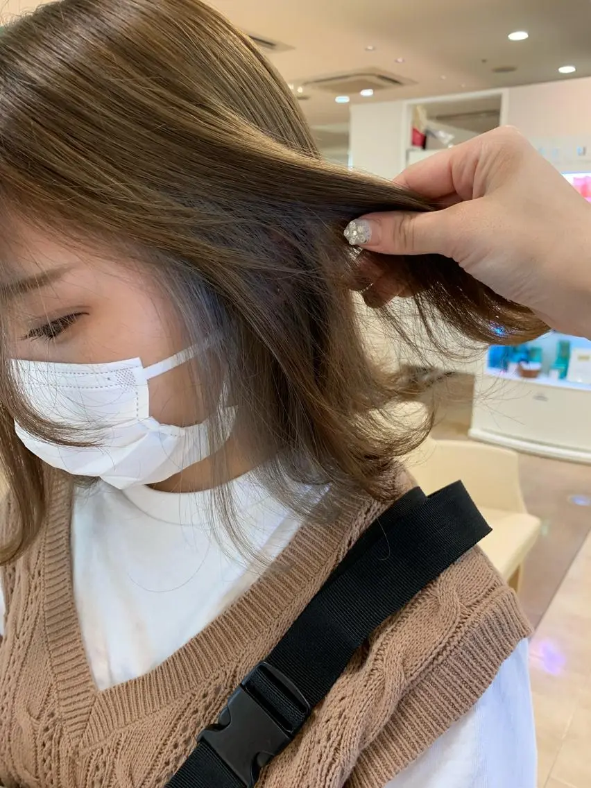 ミディアム カラー 暖色/ブリーチカラー 🎀 M i k uのヘアスタイル