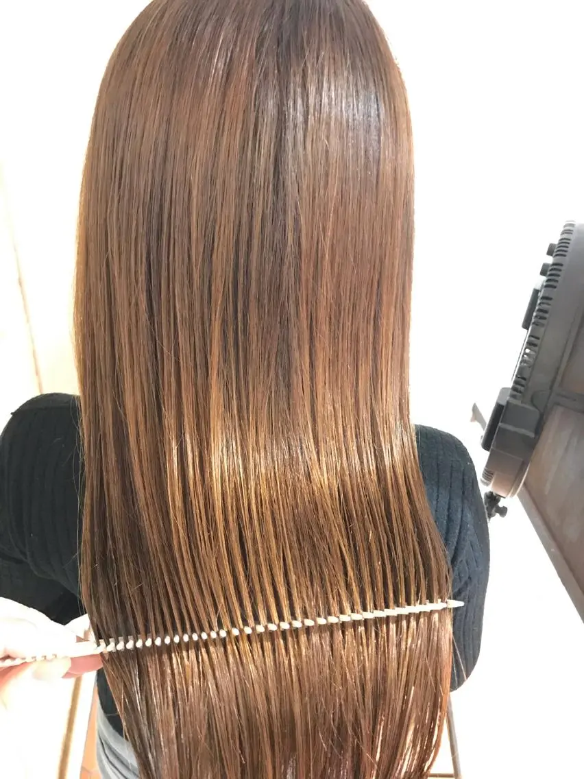 ロング 縮毛矯正 上西 高志のヘアスタイル