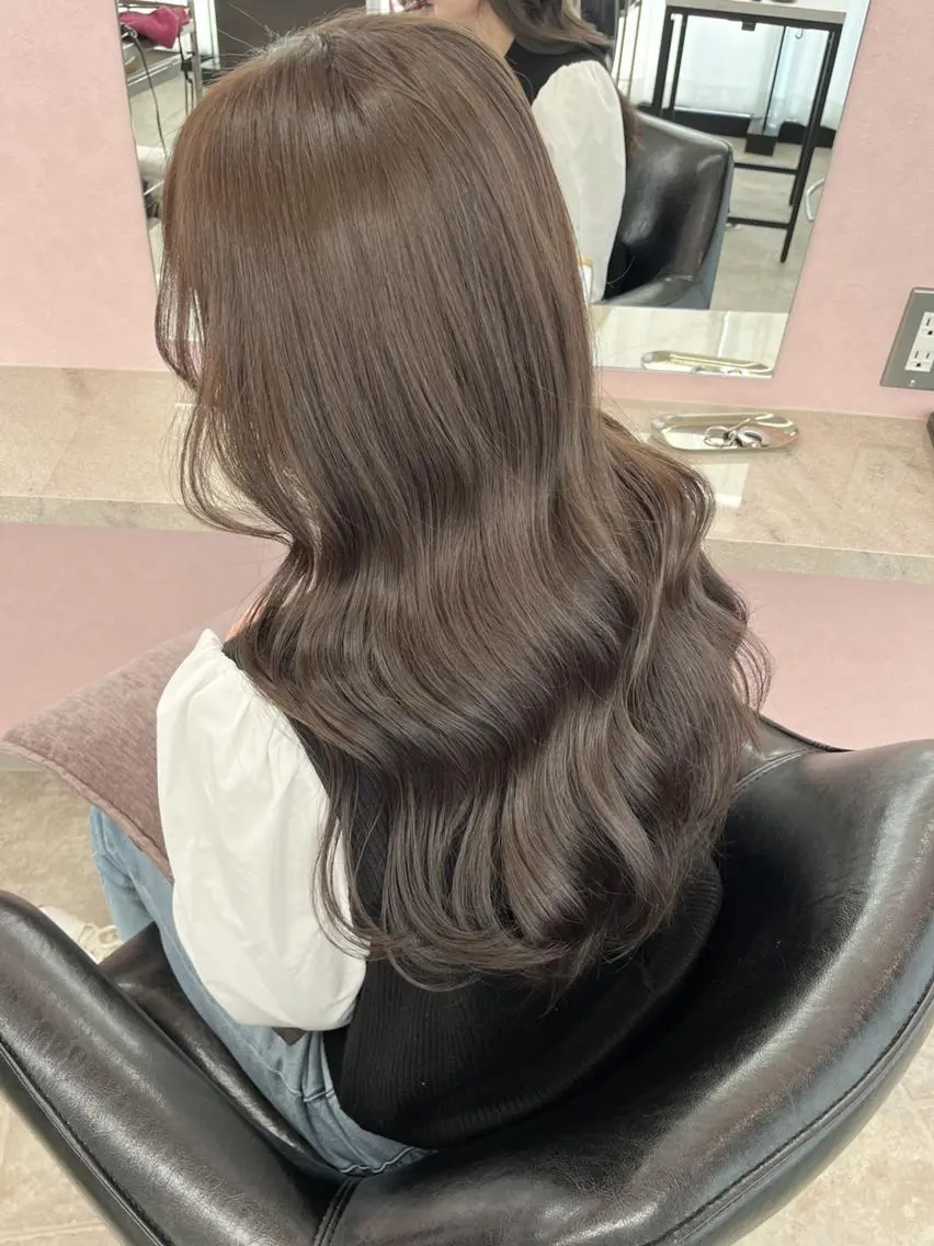 セミロング ヘアカラー トリートメント MATTY yoshika 🐻のヘアスタイル