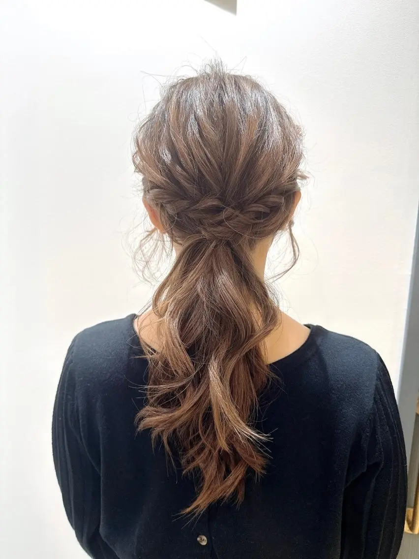 ロング ヘアアレンジ 簡単アレンジ ハイライト 髪質改善 小顔カット 縮毛矯正 宮澤 タケル ミディアムヘアのヘアスタイル