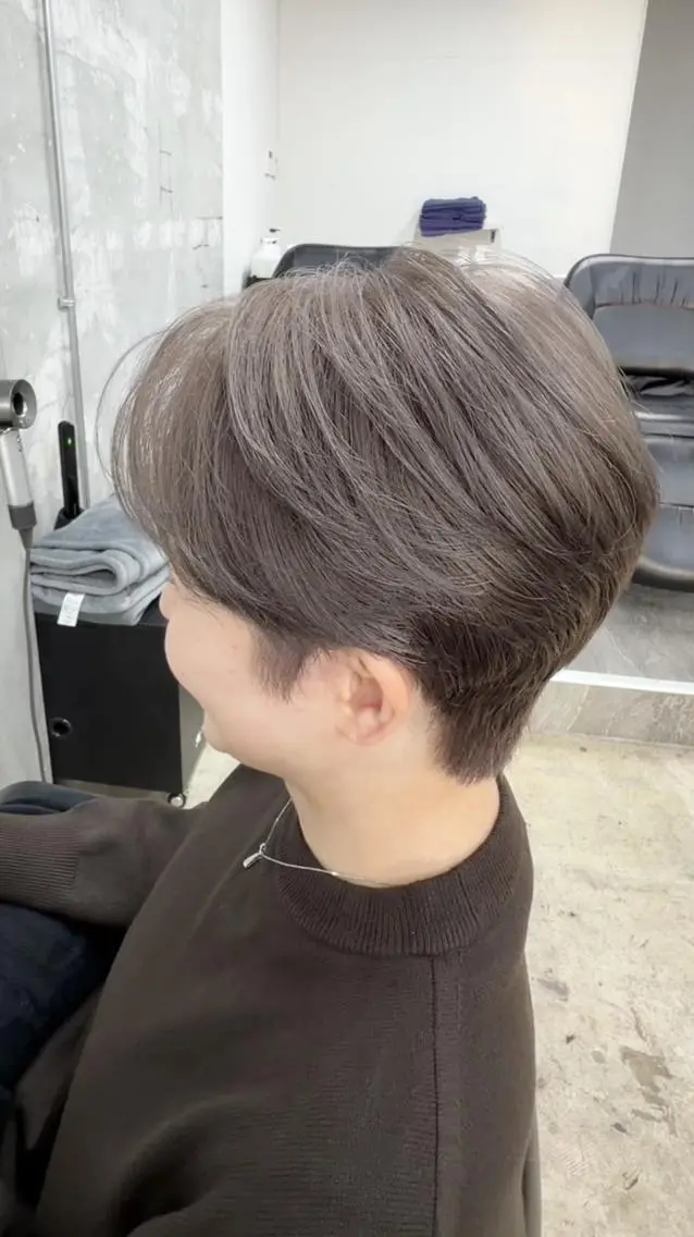 ショート ヘアカラー ニューモナ 来来亭堺白鷺店前のヘアスタイル