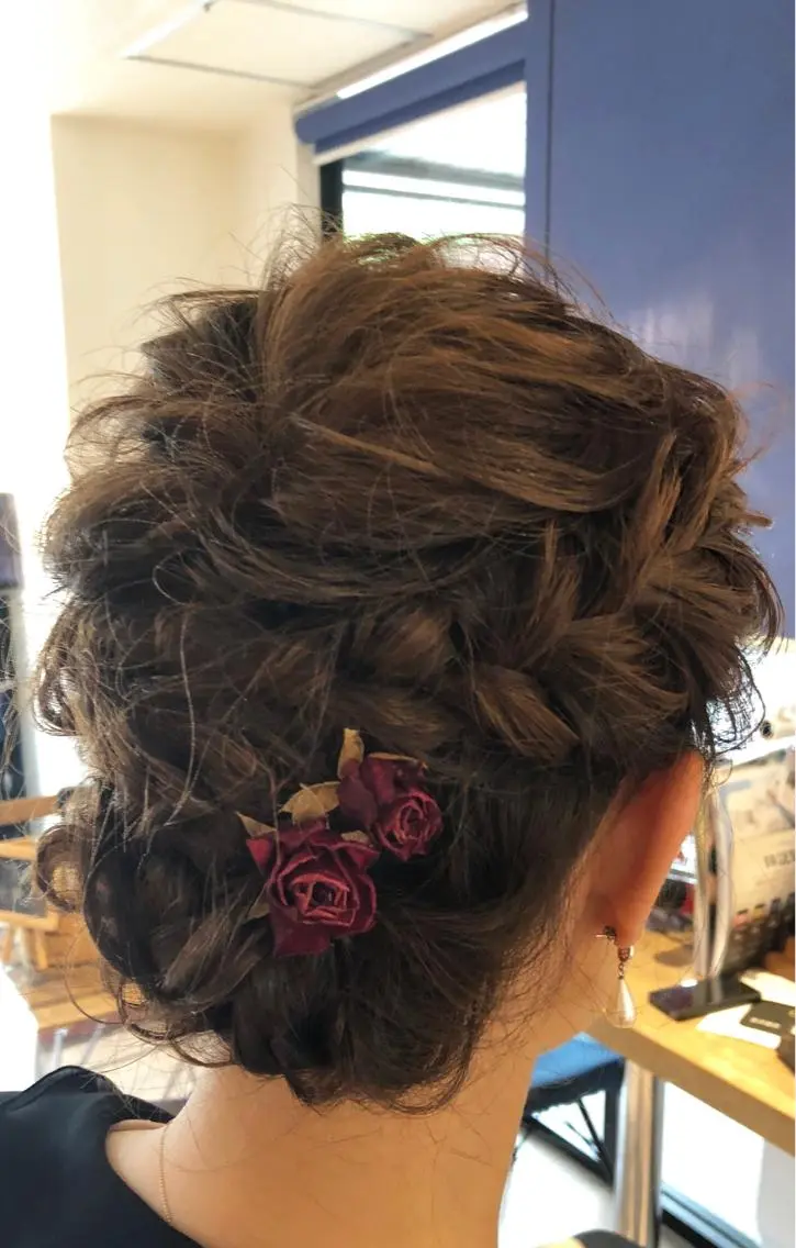 ミディアム カラー パーマ ヘアアレンジ メンズ キッズ ネイル マツエク・マツパ 【サンバイエム】 公式のエステ・リラクイメージ