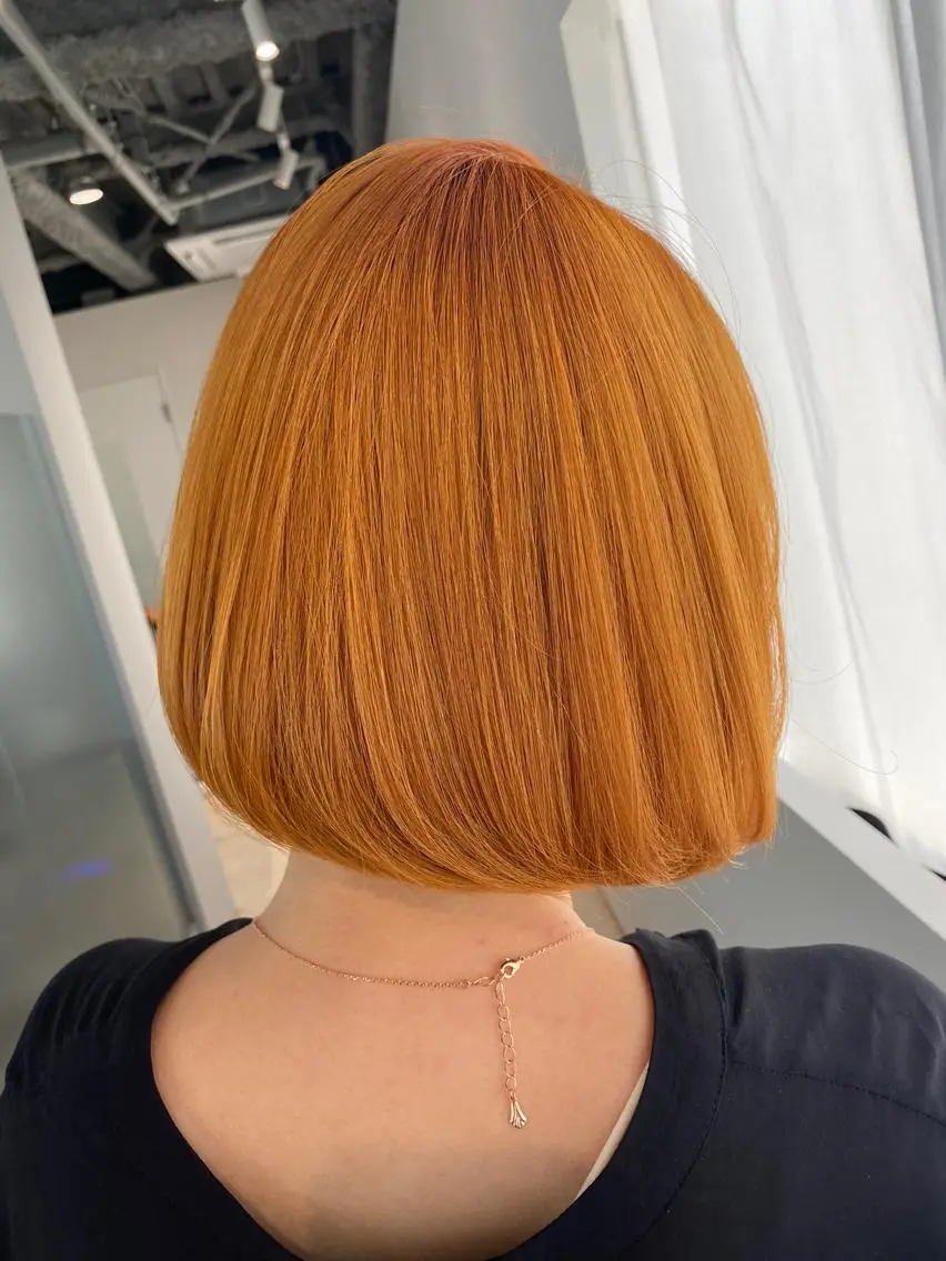 ショート カラー オレンジ MUK ムクのヘアスタイル