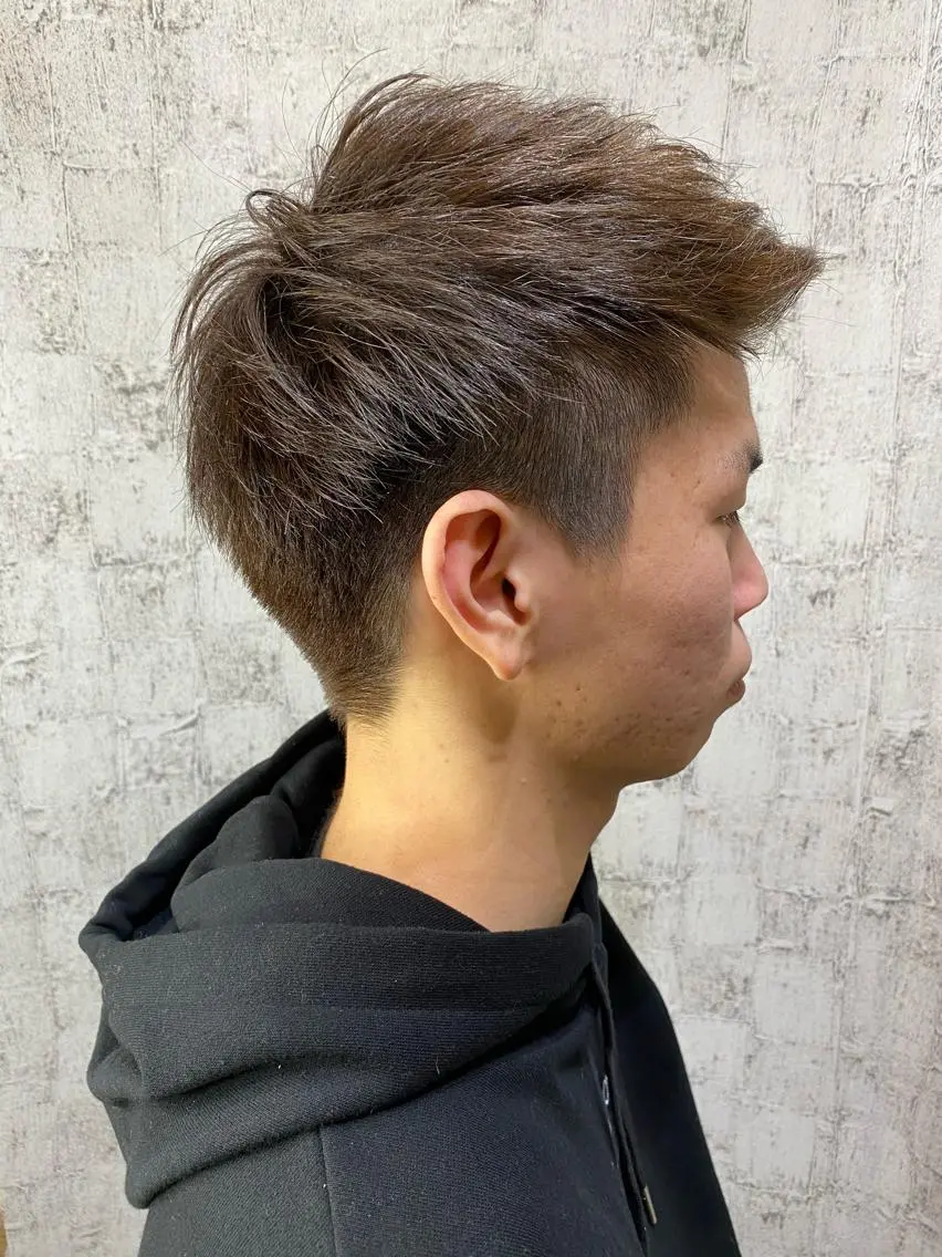 ショート カラー メンズ カット ヘアカラー 長濱 俊のヘアスタイル