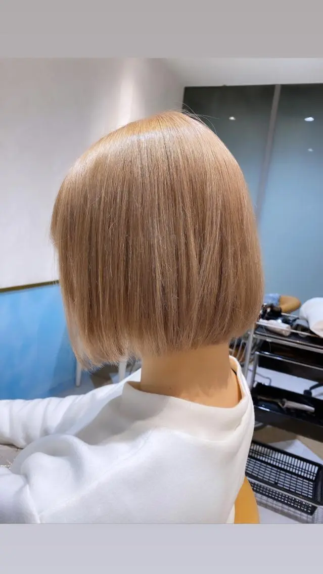 ショート カラー ボブ カット ヘアカラー トリートメント 🌟モテ髪ショート 🌟店長　津賀涼のヘアスタイル