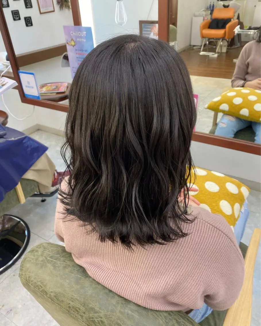 ミディアム Number CHIHIROのヘアスタイル