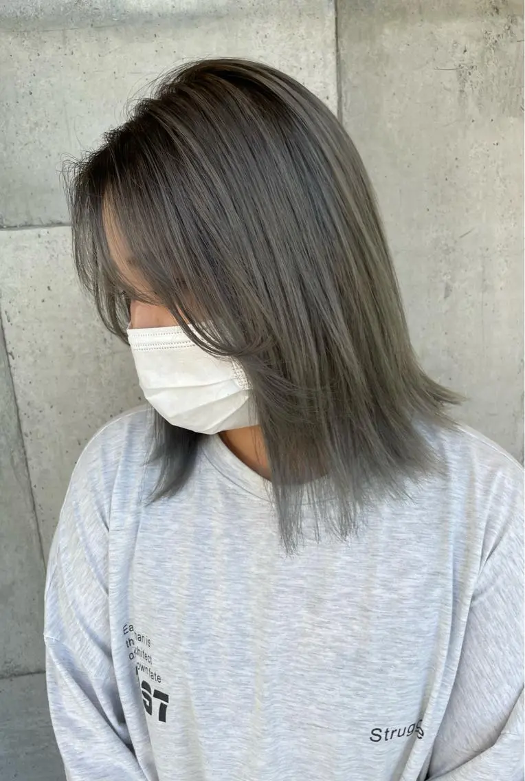 ミディアム カット ヘアカラー トリートメント 大内 志穂のヘアスタイル
