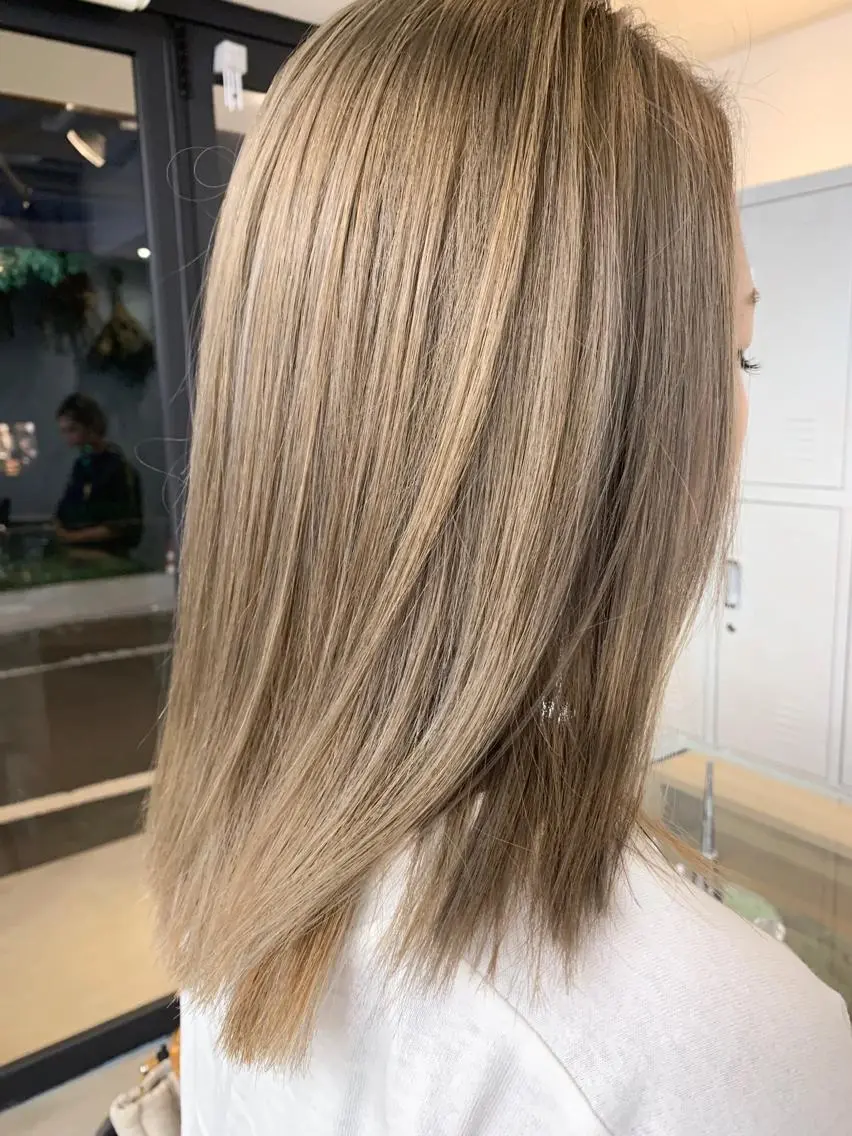 ミディアム カラー ベージュカラー ハイトーンカラー ミルクティーベージュ topstylist fukudaのその他イメージ