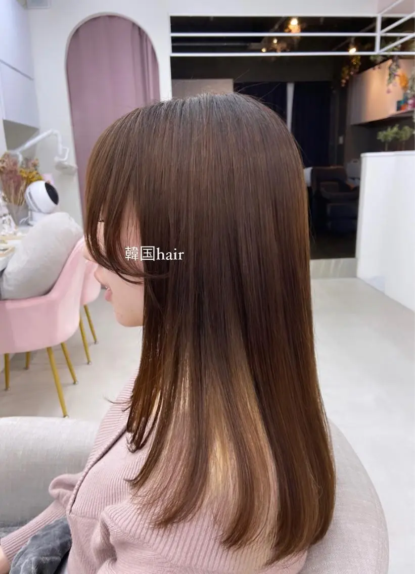 ロング カラー パーマ しみず さきのヘアスタイル