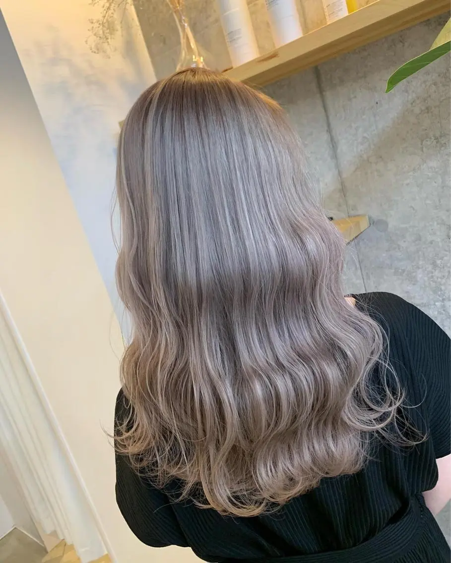 ロング カラー ヘアカラー トリートメント 天野 開のヘアスタイル