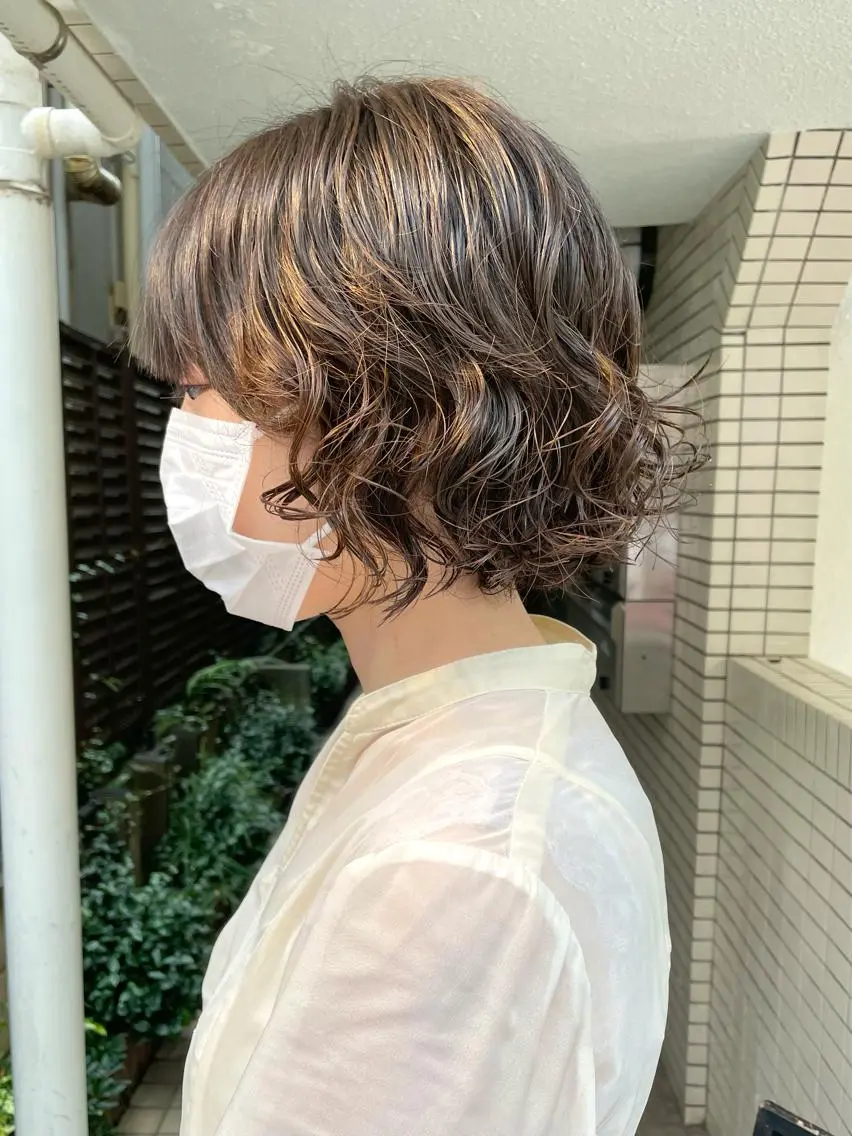 ミディアム カラー パーマ 髪質改善 縮毛矯正/ レイヤー/銀座/本木のヘアスタイル