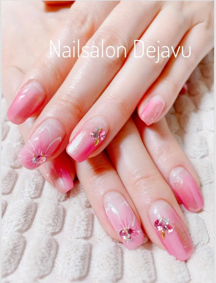 ネイル アートネイル 桜ネイル 春ネイル ハンドネイル Nail salon Dejavu 🌿のネイルデザイン