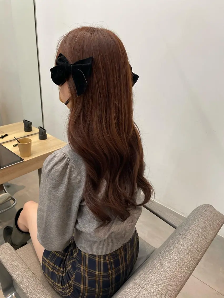 ロング カラー ブリーチ ブラウンカラー ブリーチなしカラー ピンクカラー ピンクブラウン 佐原 里奈のヘアスタイル