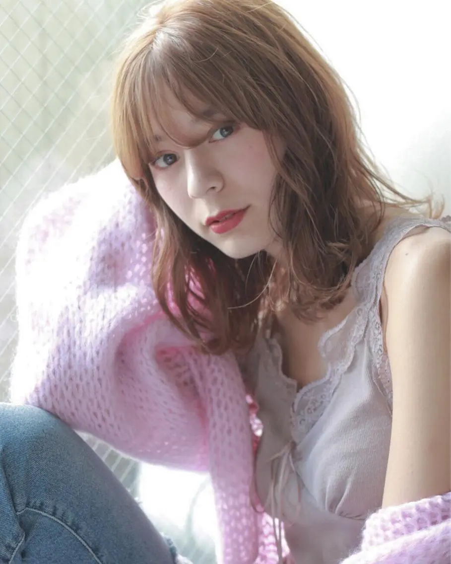 セミロング カラー ベージュカラー カット ヘアカラー トリートメント 🍊新宿南口🍊 ERINAのヘアスタイル