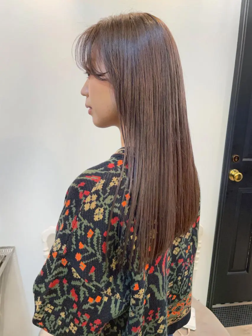 ロング カラー ベージュカラー フォギーベージュ ピンクカラー ロング カット ヘアカラー トリートメント HIROKI ”博多 /ボブのヘアスタイル