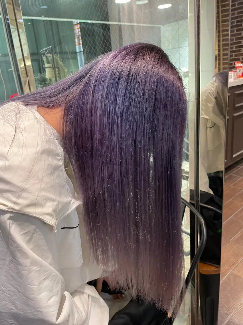 ロング カラー ロング 個性派ネイル 🌼 ハルカ ♡の眉毛・アイブロウイメージ
