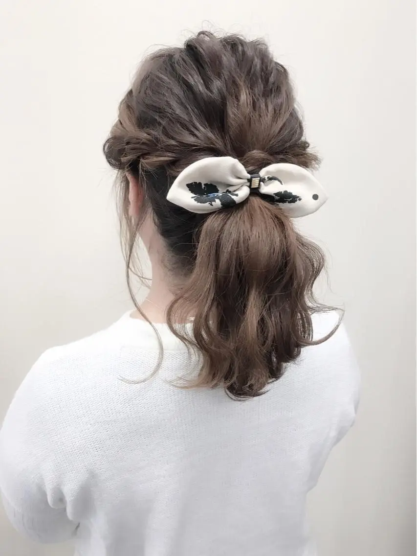 ミディアム ヘアアレンジ ポニーテール 沢田 瞳のヘアスタイル