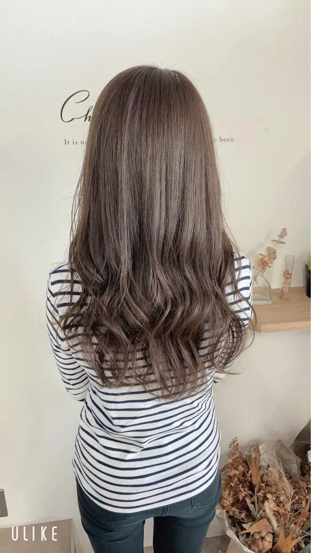 ロング カラー オリーブカラー Chainon　山中 拓也のヘアスタイル