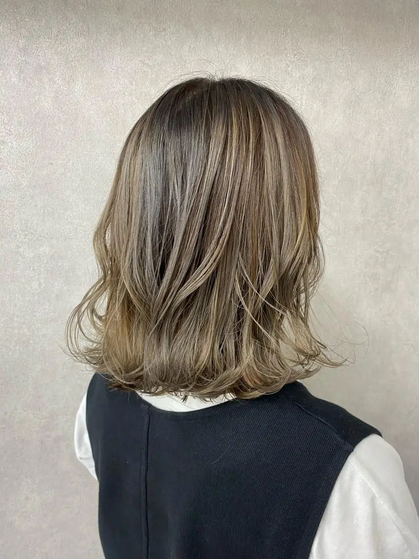 ショート カラー ヘアアレンジ ブリーチ N/デザインカラー 🌿ナギのヘアスタイル