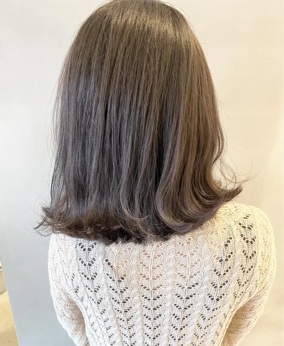 ミディアム カラー ヘアアレンジ ネイル マツエク・マツパ 透明感カラー ハイライトカラー 外国人風カラー ハイライト 外ハネヘア カット ヘアカラー 縮毛矯正 トリートメント 夜23時まで予約🉑 reverieあきらのヘアスタイル