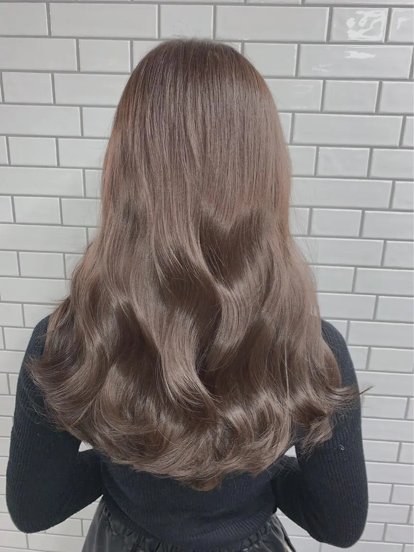 ロング カラー ヘアアレンジ Zina 渋谷のヘアスタイル