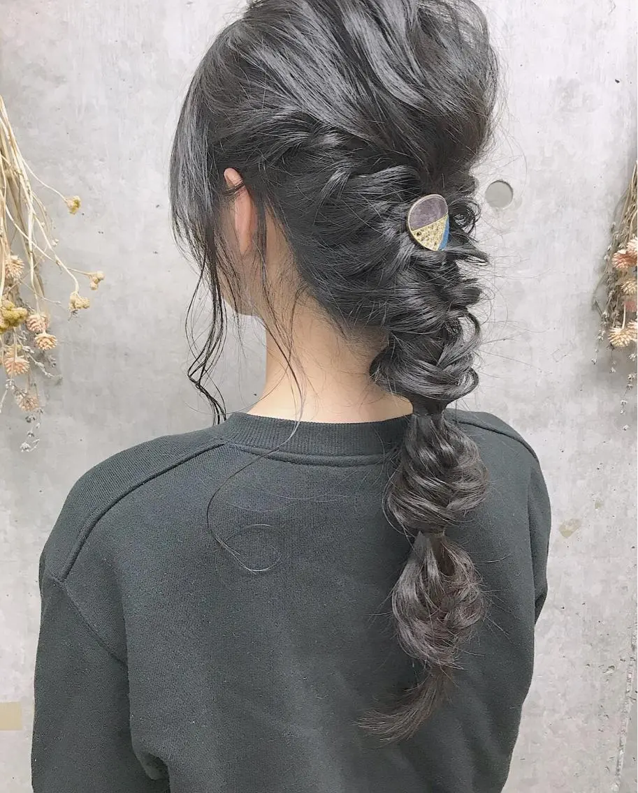 ロング カラー ヘアアレンジ 卒業式のヘアスタイル Satsuki ✂︎♡のヘアスタイル