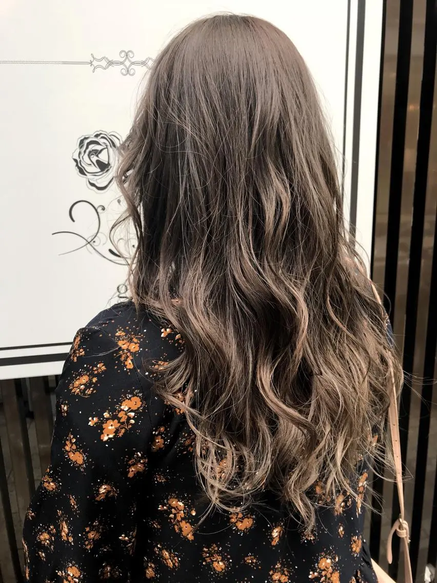 ロング カラー シールエクステ⭐️ オオミタクヤのヘアスタイル