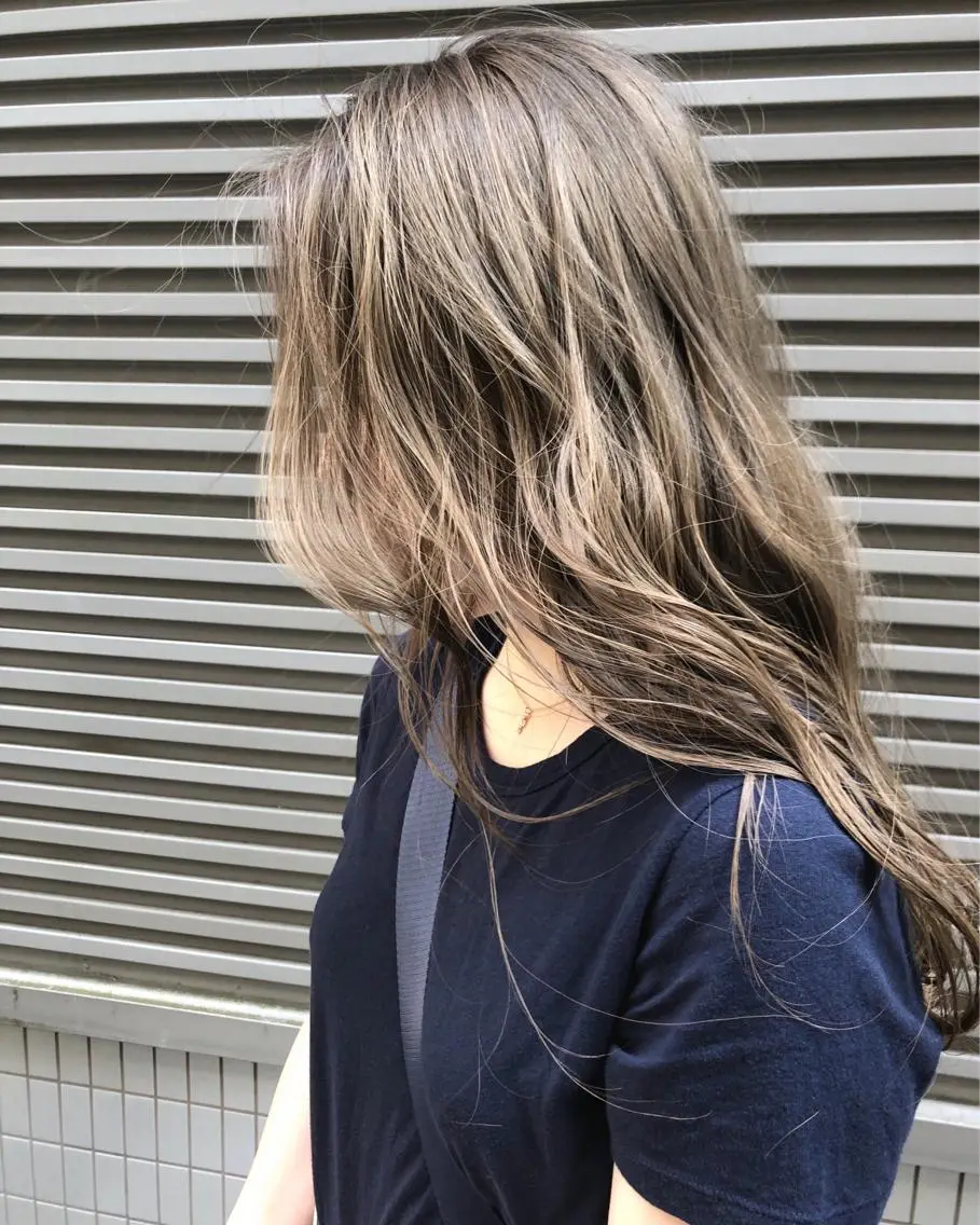 ロング カラー 髪質改善 中川 翔のヘアスタイル