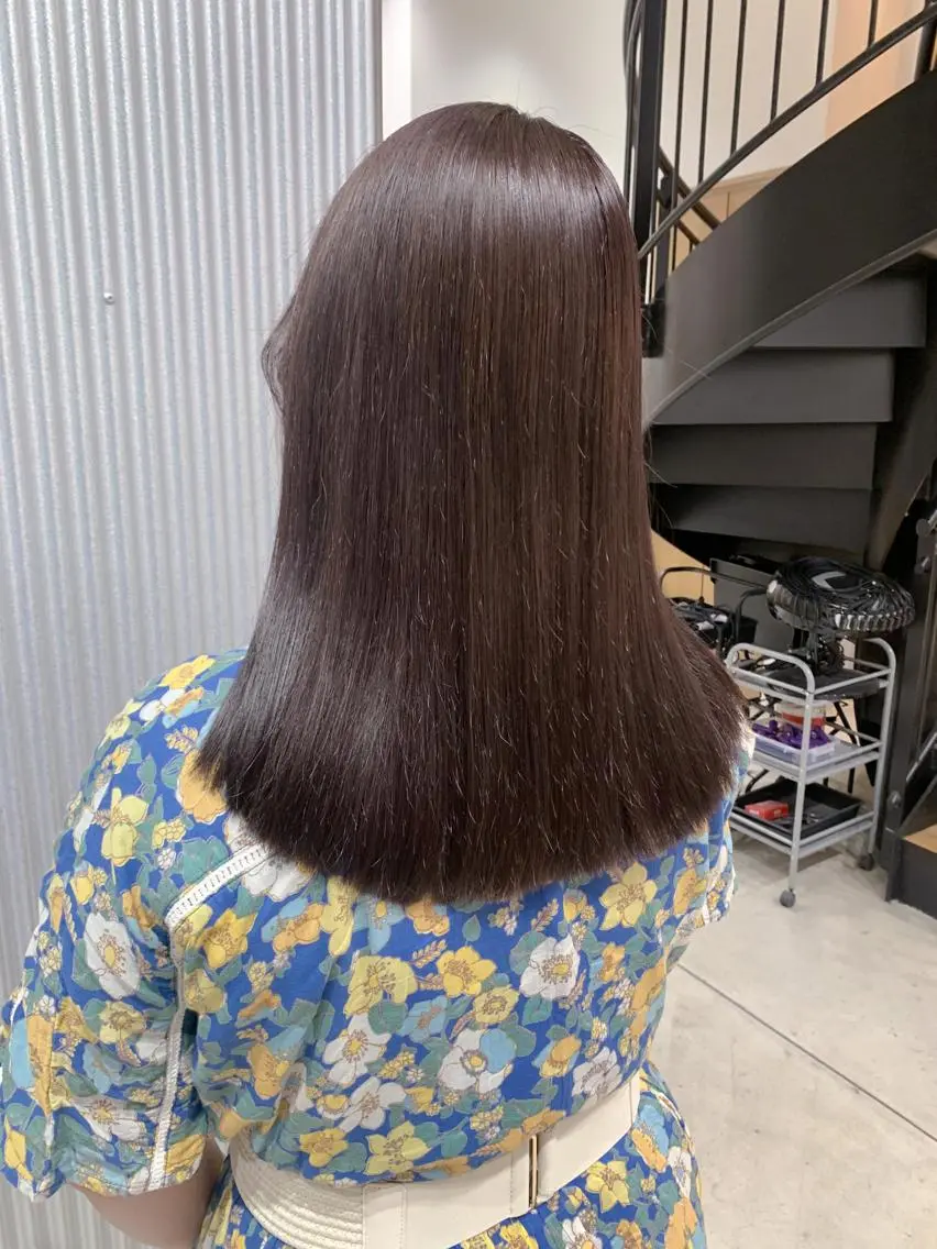 セミロング カラー ヘアアレンジ ブリーチ カット ヘアカラー トリートメント yuka .のヘアスタイル