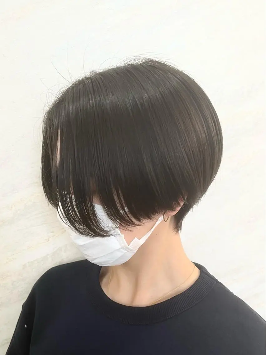 ショート カラー 顔周りカット/透明感 カラー🤍大塚蛍のヘアスタイル