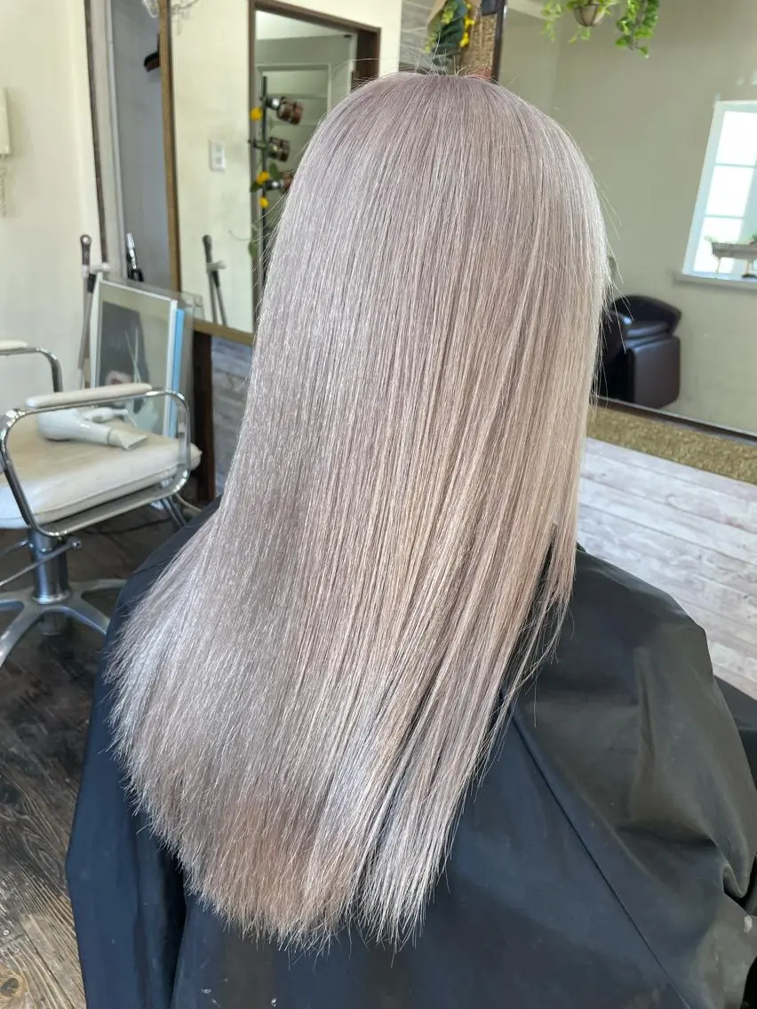 ロング カラー ヘアカラー 渡辺 健太のヘアスタイル