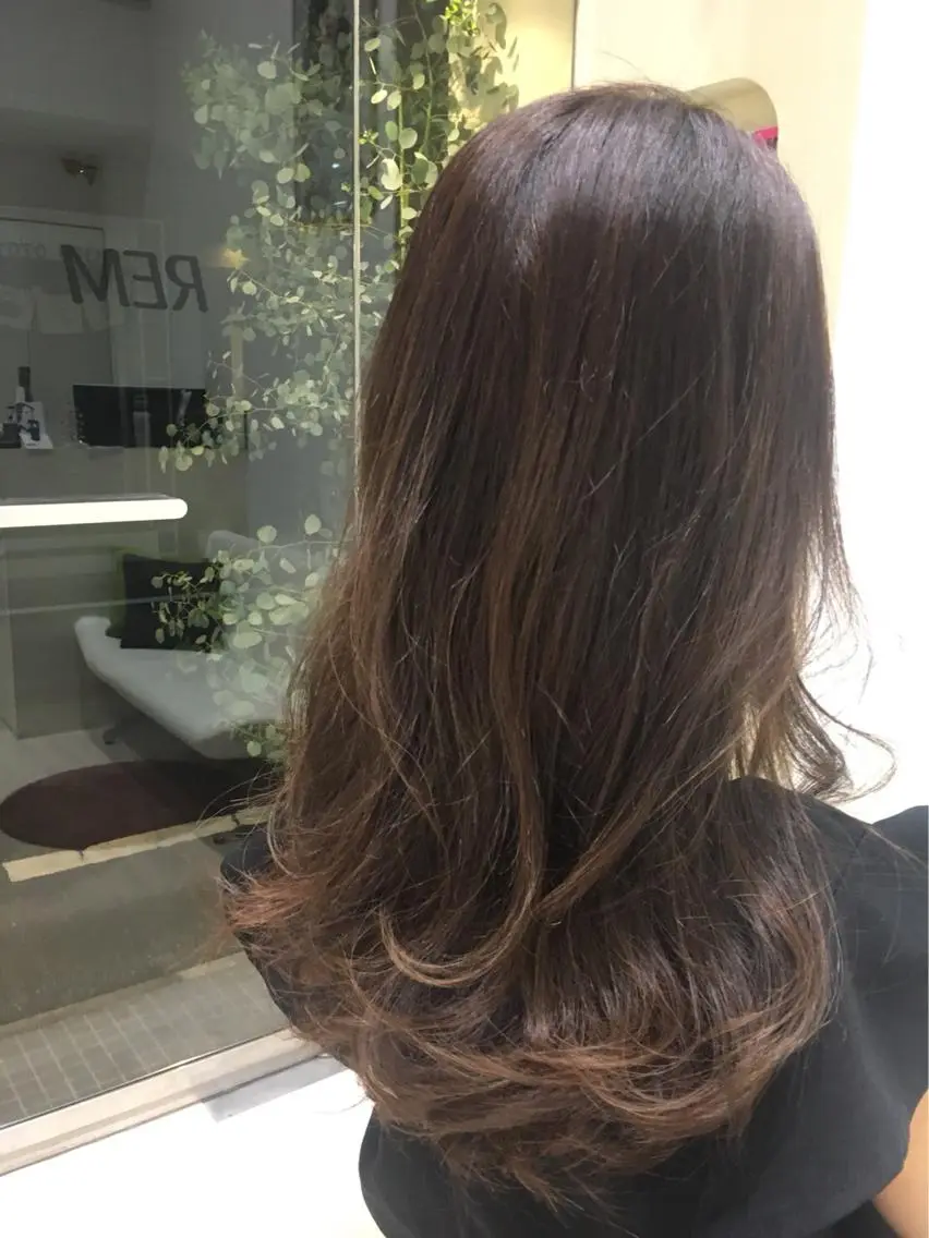ロング カラー ハイライトカラー ハイライト ヘアカラー 河原町/艶髪/西田 晴香のヘアスタイル