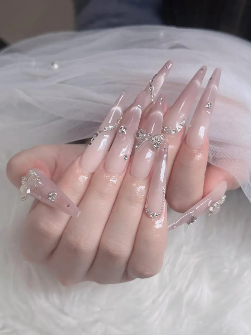 ネイル フレンチネイル ジェルネイル ハロウィン 韓国ネイル マグネットネイル ハンドネイル H.baby Nail Salonのネイルデザイン