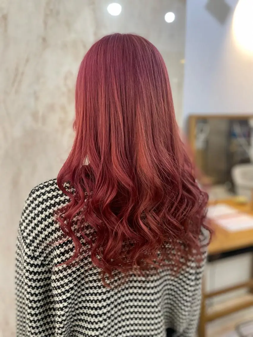 ロング カラー レッドカラー 艶髪🇰🇷髪質改善 🎀ikuno🎀のヘアスタイル