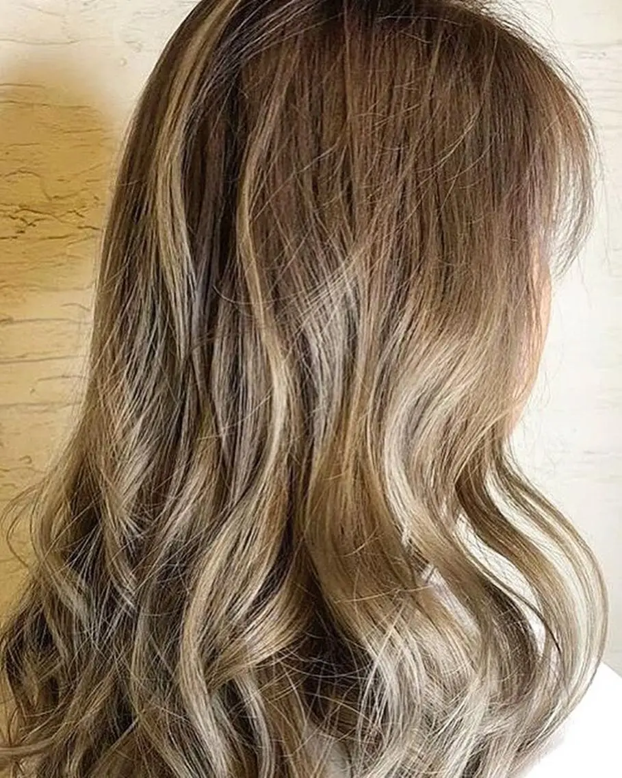 ロング カラー パーマ ヘアアレンジ 大阪レミーエクステ チビ編み込みのヘアスタイル