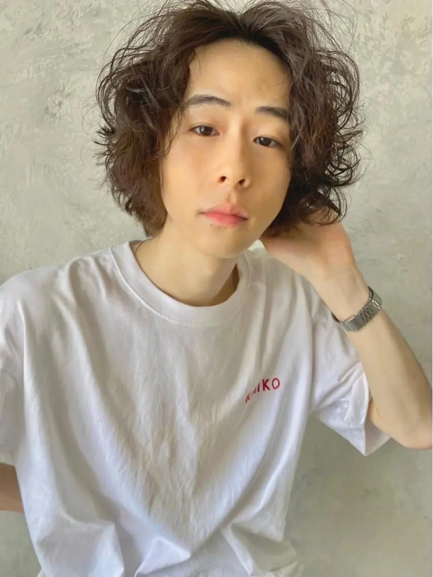 ミディアム カラー パーマ ヘアアレンジ メンズ キッズ ネイル マツエク・マツパ ミディアムパーマ メンズパーマ メンズネイル 森貴裕/ベージュ/ パーマ/オリーブのヘアスタイル