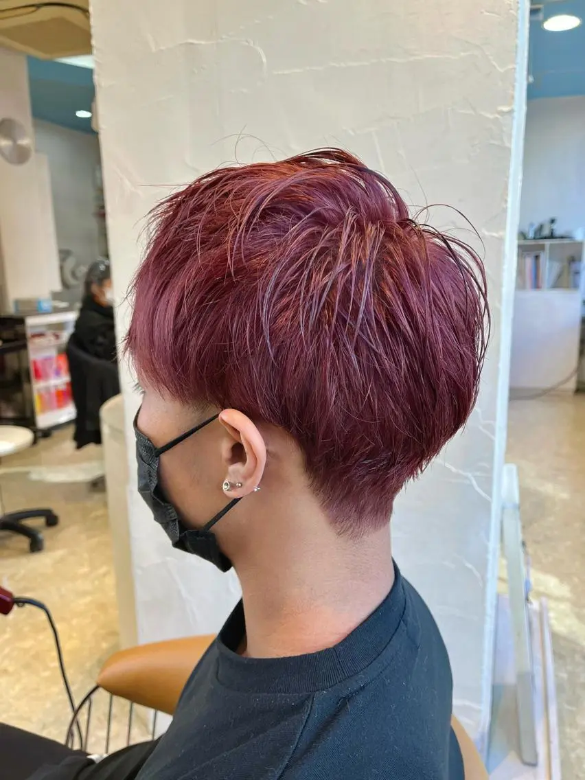ショート カラー メンズ ヘアカラー うしだ かおるのヘアスタイル