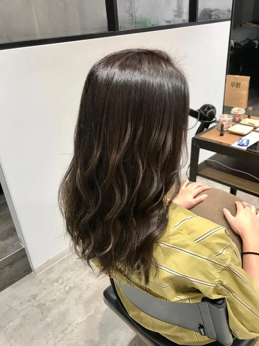セミロング カラー ヘアアレンジ 透明感カラー ハイライトカラー ハイライト トリートメント カット ヘアカラー トリートメント 似合わせレイヤー/ 美髪縮毛矯正/ミナエのヘアスタイル
