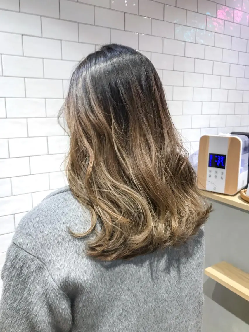 セミロング カラー 原山 直人のヘアスタイル