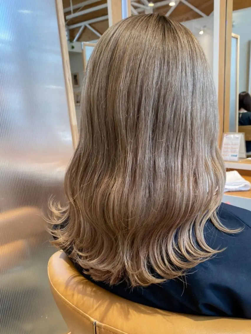 セミロング ヘアアレンジ 波津久 鈴愛のヘアスタイル