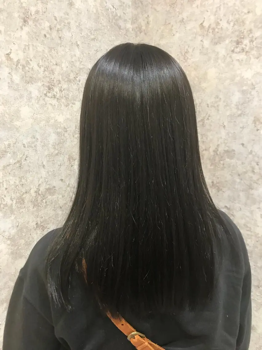 ロング 縮毛矯正 ヘアカラー トリートメント 髪質改善🩶 美髪矯正オガタのヘアスタイル