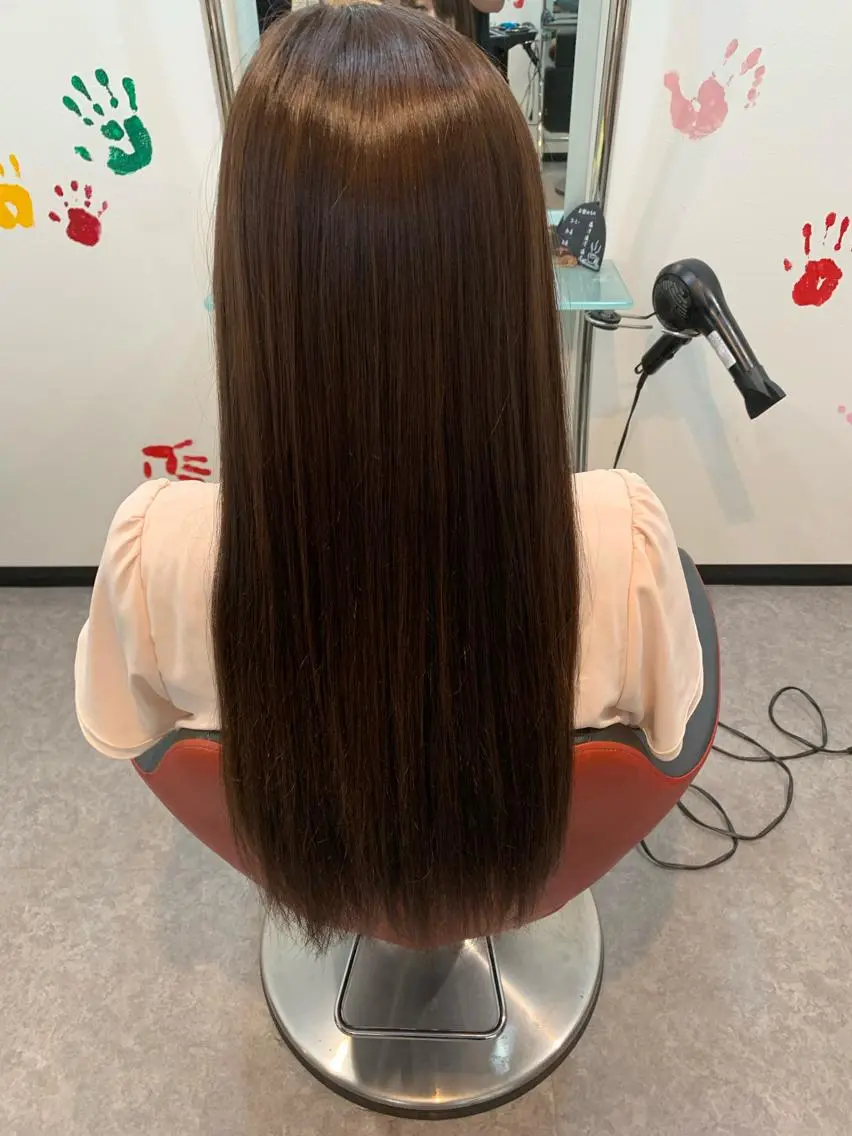 ロング アッシュ アッシュブラウン 中村 靖彬のヘアスタイル