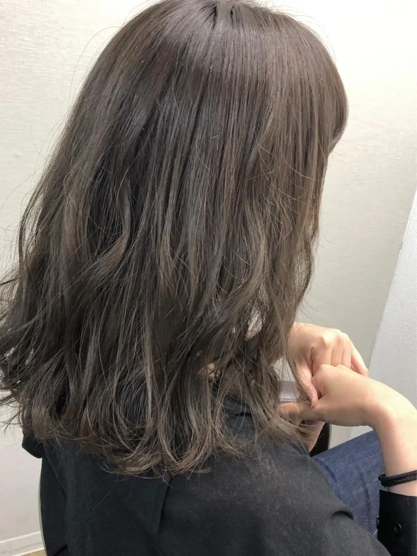 セミロング カラー ヘアアレンジ メンズ似合わせ🪞 kotoriのヘアスタイル