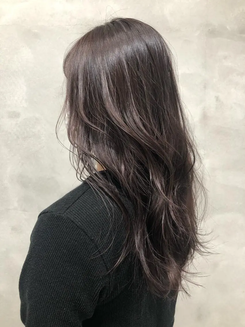 ロング カラー ラベンダーカラー カット ヘアカラー トリートメント 狩野 羅夢のヘアスタイル
