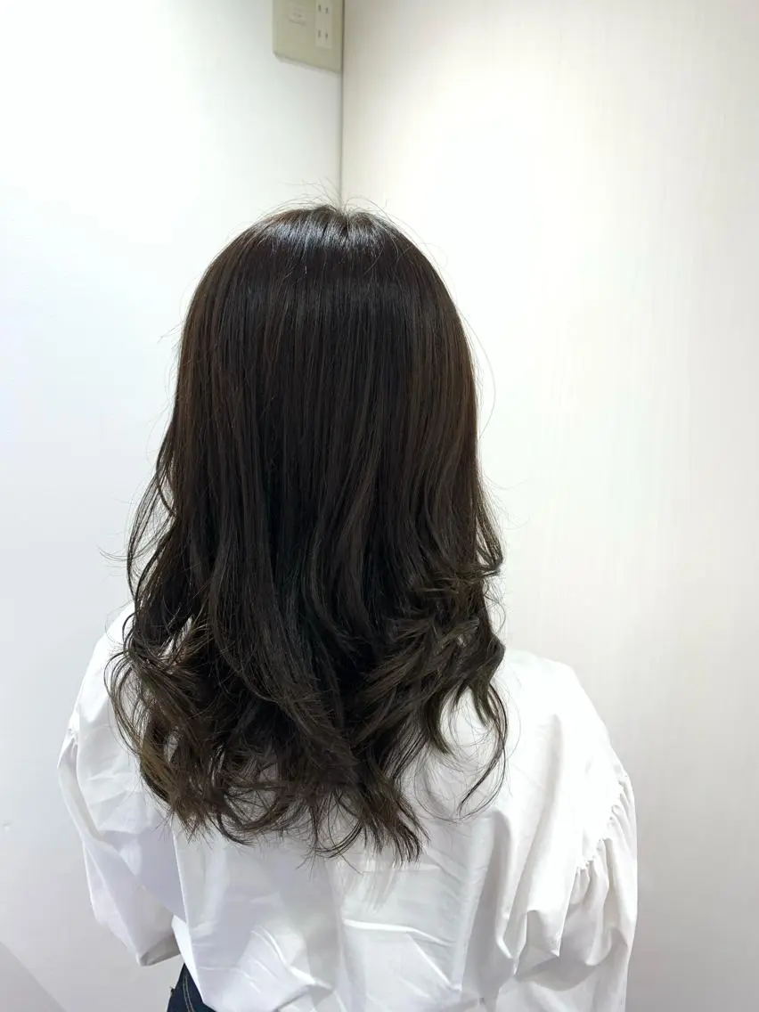 ロング カラー カラーリスト/アイ リスト/牛込萌香🫧のヘアスタイル