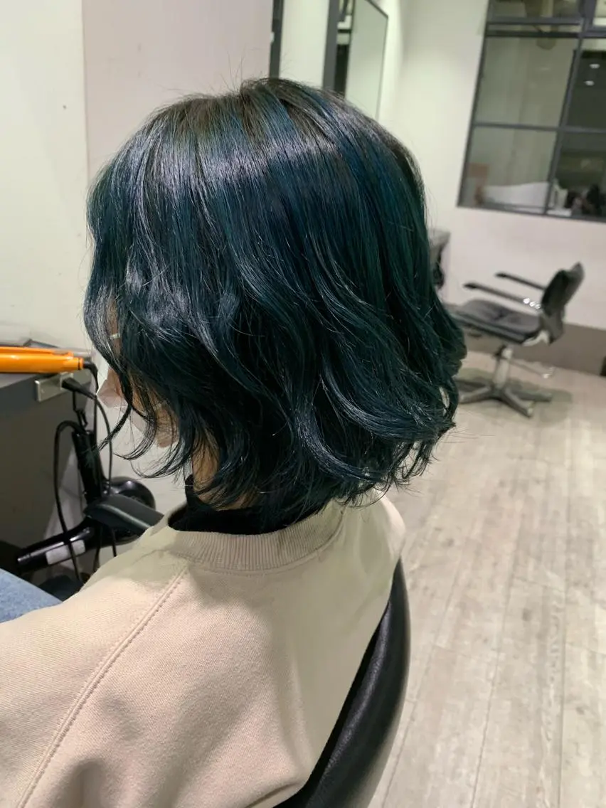 ショート カラー ミント ミントグリーン ❄ブリーチカラー❄ 佐原昌樹のヘアスタイル